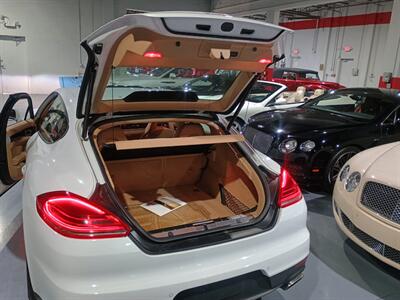 2014 Porsche Panamera - Photo 16 - Boca Raton, FL 33431