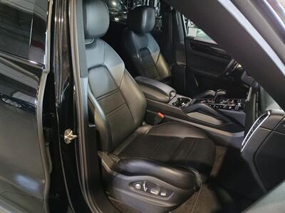 2019 Porsche Cayenne - Photo 36 - Boca Raton, FL 33431