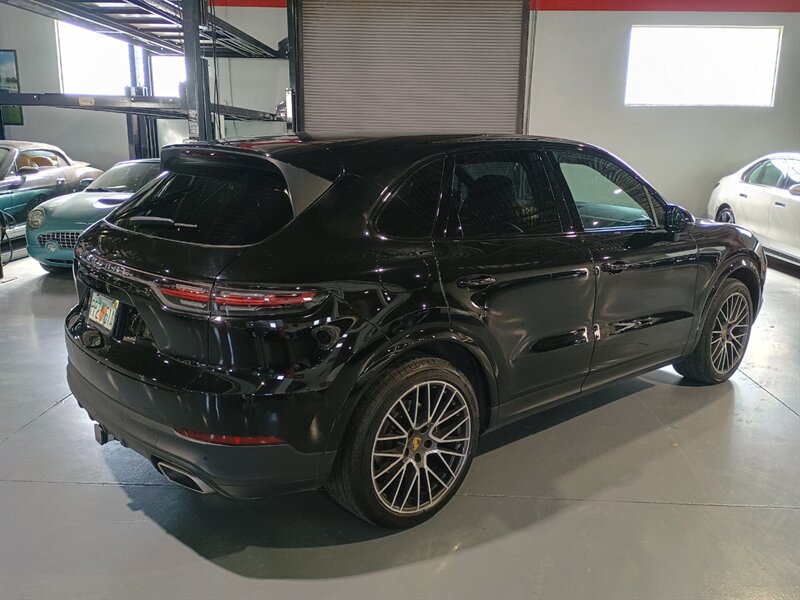 2019 Porsche Cayenne 11