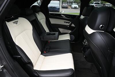 2018 Bentley Bentayga Onyx Edition   - Photo 19 - Boca Raton, FL 33431