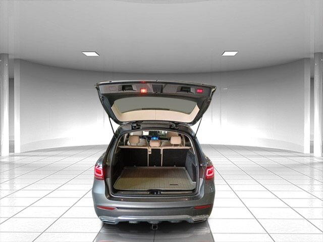 2020 Mercedes Benz GLC 300 4MATIC photo 4