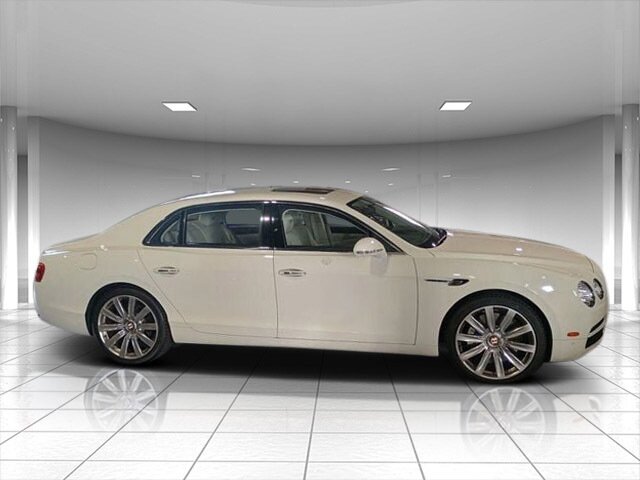 2018 Bentley Flying Spur V8 photo 2