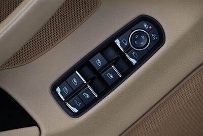 2016 Porsche Panamera   - Photo 37 - Boca Raton, FL 33431