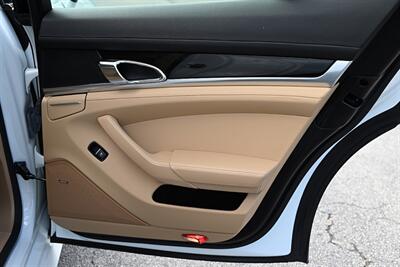 2016 Porsche Panamera   - Photo 23 - Boca Raton, FL 33431