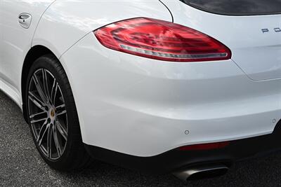 2016 Porsche Panamera   - Photo 13 - Boca Raton, FL 33431