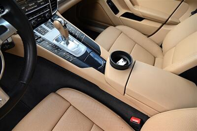 2016 Porsche Panamera   - Photo 41 - Boca Raton, FL 33431