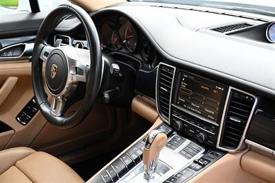 2016 Porsche Panamera   - Photo 21 - Boca Raton, FL 33431