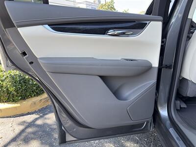 2021 Cadillac XT6 Premium Luxury   - Photo 26 - Boca Raton, FL 33431