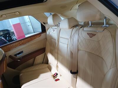 2019 Bentley Bentayga V8   - Photo 31 - Boca Raton, FL 33431