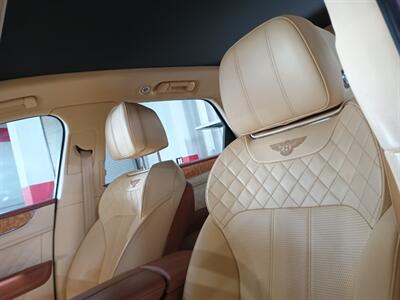 2019 Bentley Bentayga V8   - Photo 17 - Boca Raton, FL 33431