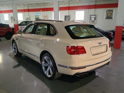 2019 Bentley Bentayga V8   - Photo 3 - Boca Raton, FL 33431