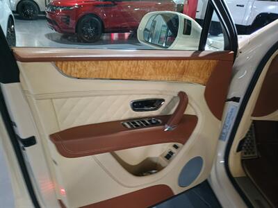 2019 Bentley Bentayga V8   - Photo 13 - Boca Raton, FL 33431