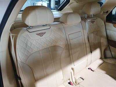 2019 Bentley Bentayga V8   - Photo 34 - Boca Raton, FL 33431