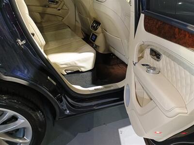 2017 Bentley Bentayga W12  ONE OWNER - Photo 30 - Boca Raton, FL 33431