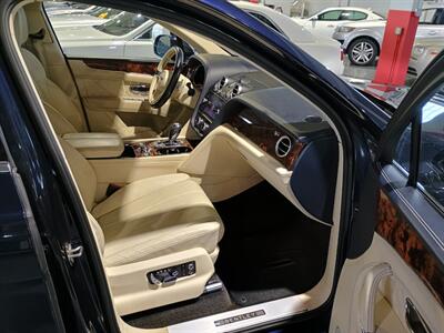 2017 Bentley Bentayga W12  ONE OWNER - Photo 33 - Boca Raton, FL 33431