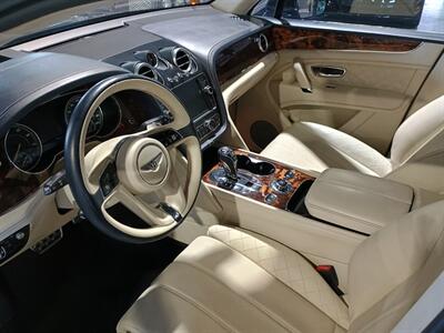 2017 Bentley Bentayga W12  ONE OWNER - Photo 15 - Boca Raton, FL 33431