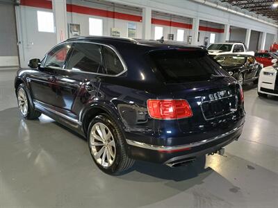 2017 Bentley Bentayga W12  ONE OWNER - Photo 3 - Boca Raton, FL 33431