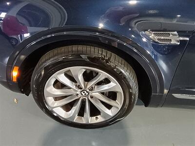 2017 Bentley Bentayga W12  ONE OWNER - Photo 43 - Boca Raton, FL 33431