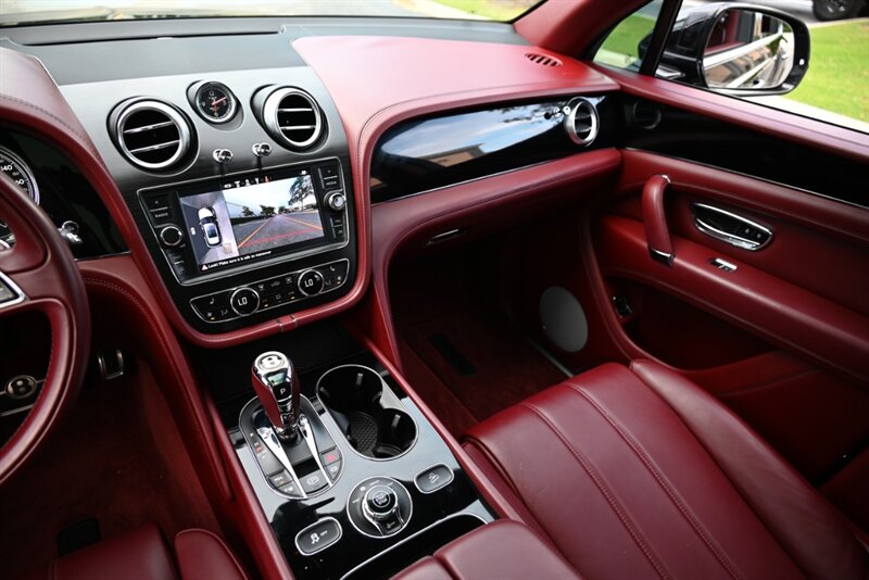 2019 Bentley Bentayga 149
