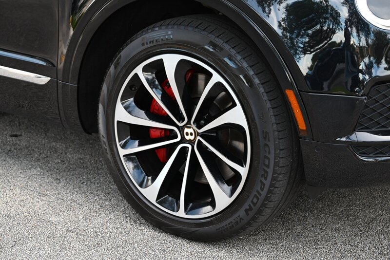 2019 Bentley Bentayga 69