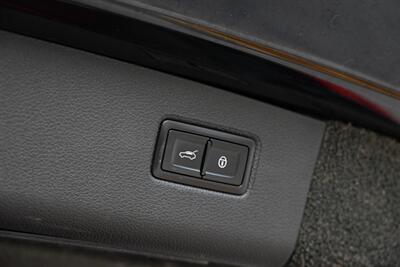 2019 Bentley Bentayga V8  SPORT UTILITY AWD - Photo 22 - Boca Raton, FL 33431