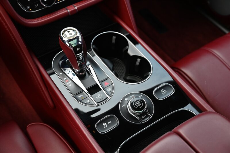 2019 Bentley Bentayga 161