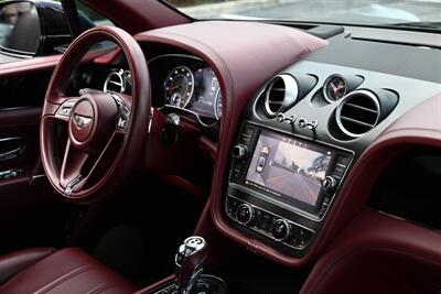2019 Bentley Bentayga V8  SPORT UTILITY AWD - Photo 27 - Boca Raton, FL 33431
