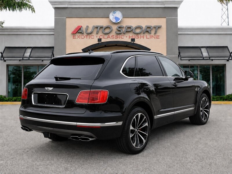 2019 Bentley Bentayga 17