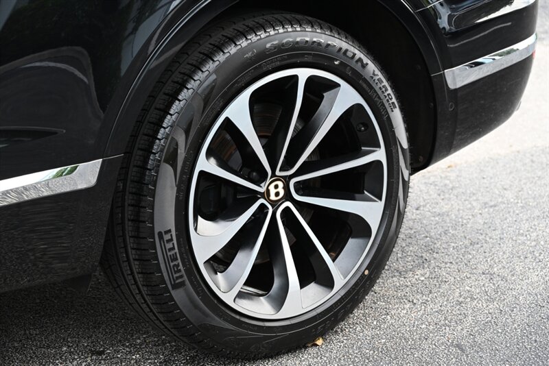 2019 Bentley Bentayga 49