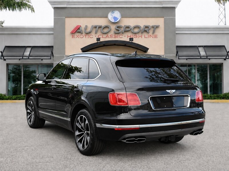 2019 Bentley Bentayga 13