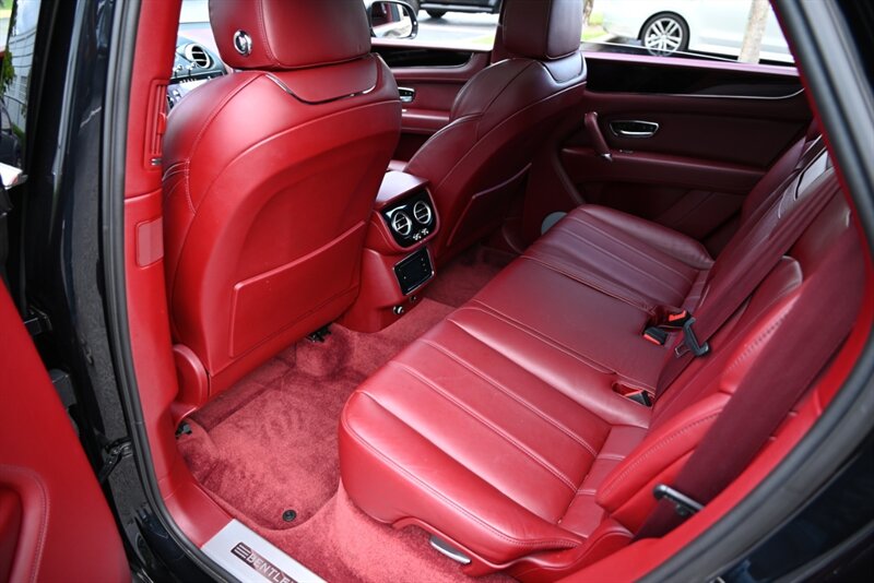 2019 Bentley Bentayga 133