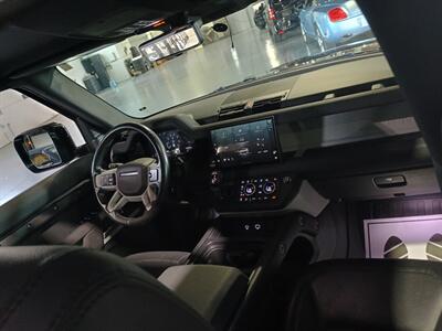 2022 Land Rover Defender 110 X-Dynamic SE - Photo 34 - Boca Raton, FL 33431