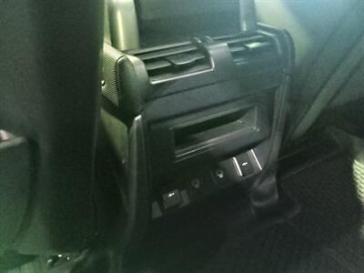 2022 Land Rover Defender 110 X-Dynamic SE - Photo 31 - Boca Raton, FL 33431