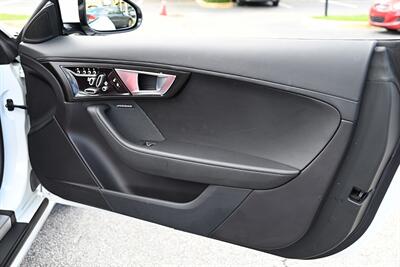 2014 Jaguar F-TYPE  ONE OWNER - Photo 27 - Boca Raton, FL 33431