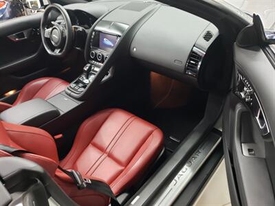 2014 Jaguar F-TYPE  ONE OWNER - Photo 4 - Boca Raton, FL 33431