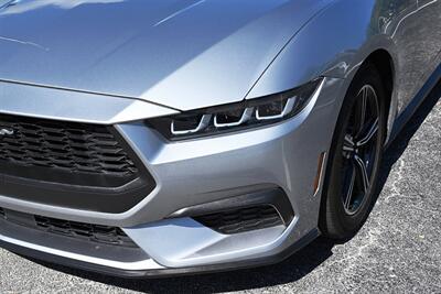 2024 Ford Mustang   - Photo 12 - Boca Raton, FL 33431