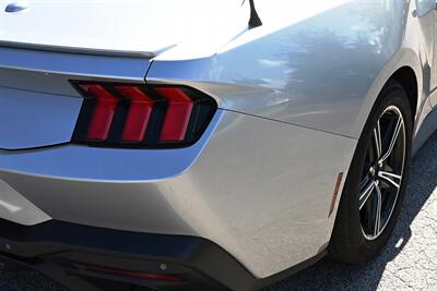 2024 Ford Mustang   - Photo 16 - Boca Raton, FL 33431