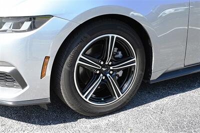 2024 Ford Mustang   - Photo 13 - Boca Raton, FL 33431
