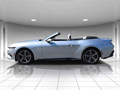 2024 Ford Mustang   - Photo 2 - Boca Raton, FL 33431