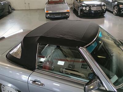 1988 Mercedes-Benz 560-Class 560 SL   - Photo 68 - Boca Raton, FL 33431