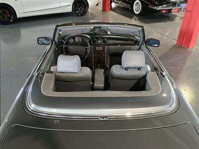 1988 Mercedes-Benz 560-Class 560 SL   - Photo 8 - Boca Raton, FL 33431