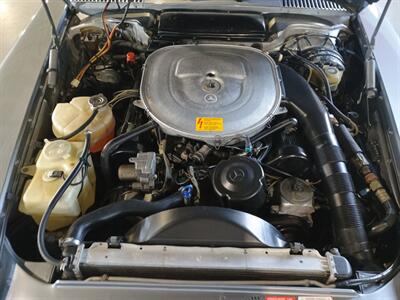 1988 Mercedes-Benz 560-Class 560 SL   - Photo 91 - Boca Raton, FL 33431