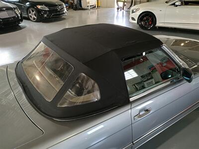 1988 Mercedes-Benz 560-Class 560 SL   - Photo 67 - Boca Raton, FL 33431