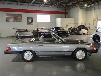1988 Mercedes-Benz 560-Class 560 SL   - Photo 10 - Boca Raton, FL 33431