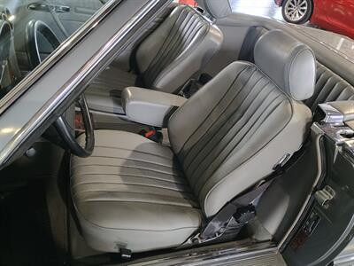1988 Mercedes-Benz 560-Class 560 SL   - Photo 42 - Boca Raton, FL 33431