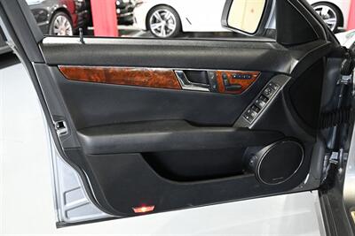 2009 Mercedes-Benz C 300 Luxury 4MATIC   - Photo 38 - Boca Raton, FL 33431