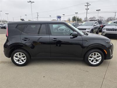 2024 Kia Soul LX   - Photo 2 - Lafayette, IN 47905