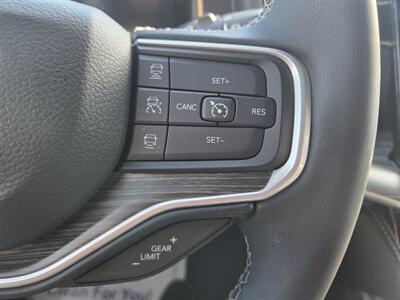 2024 Jeep Wagoneer L Series II - Photo 17 - Lafayette, IN 47905