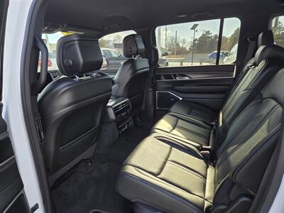 2024 Jeep Wagoneer L Series II - Photo 11 - Lafayette, IN 47905