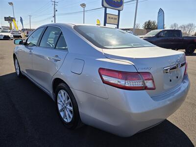 2011 Toyota Camry XLE   - Photo 5 - Lafayette, IN 47905